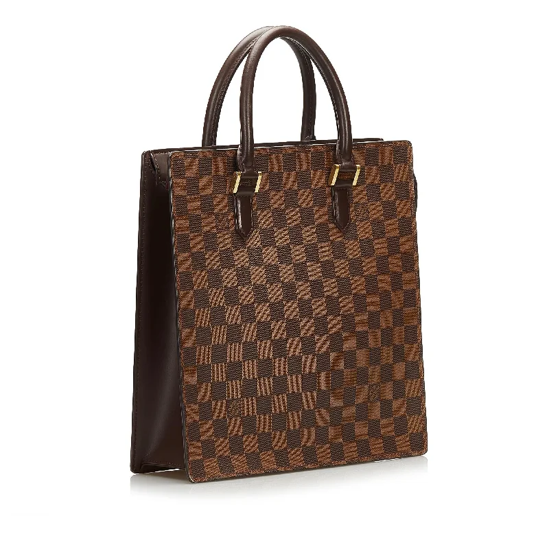 Louis Vuitton Neverfull bags with large capacity for everyday essentialsLouis Vuitton Damier Ebene Venice Sac Plat 36001)