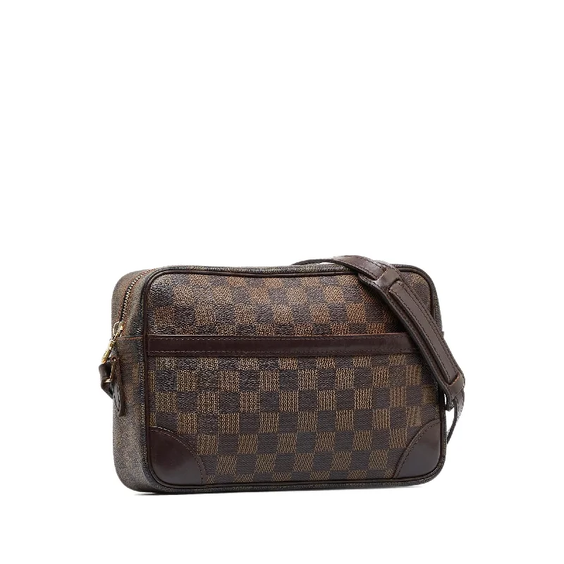 Louis Vuitton bags with a detachable mirror inside for on - the - go touch - upsLouis Vuitton Damier Ebene Trocadero 27 (V32Fks)