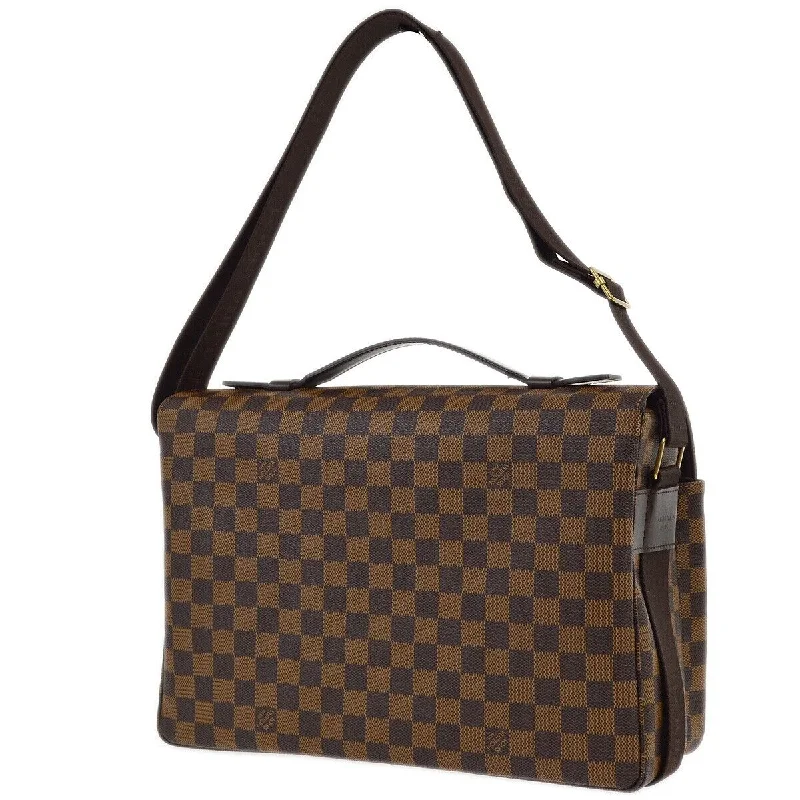 Ladies Louis Vuitton handbags with a detachable coin purse insideLouis Vuitton Damier Broadway 2Way