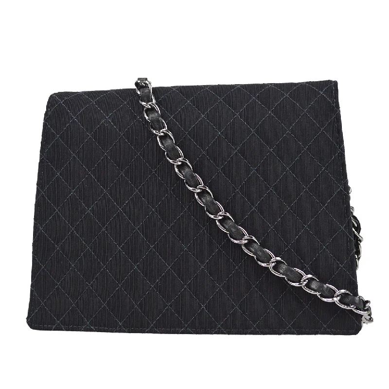 Chanel Lightweight Handbag for Daily ErrandsCHANEL 2004-2005 Emblem Chain Shoulder Bag Black 97457