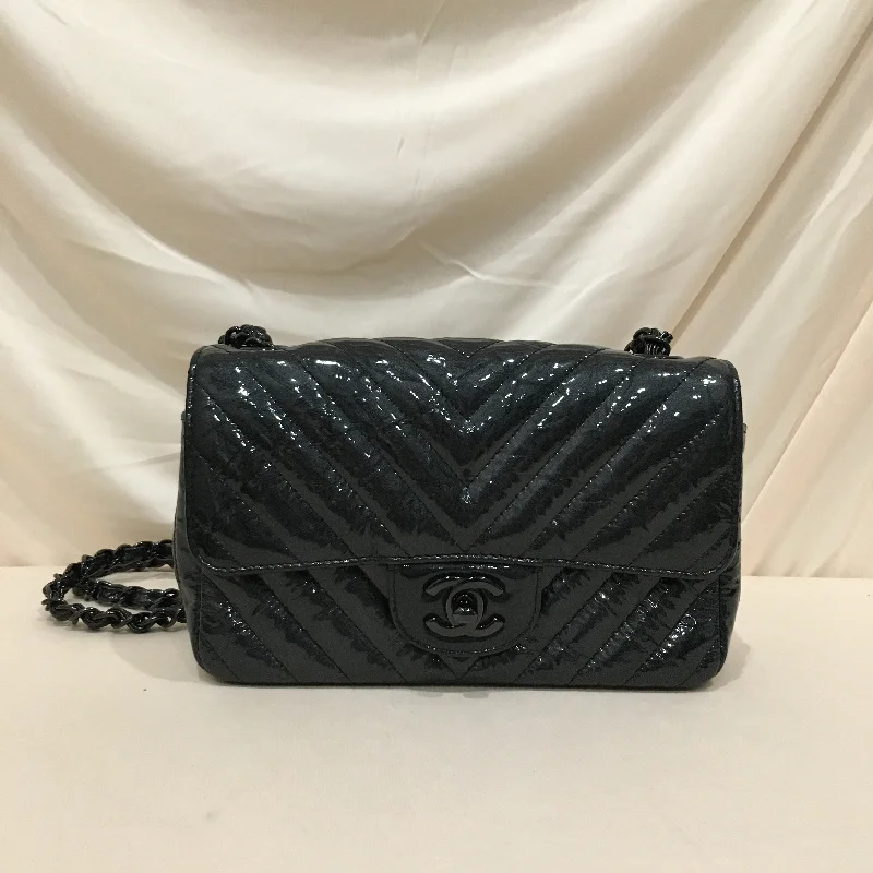 Chanel Chain Strap Handbag for Everyday UseChanel Black Chevron Patent Black Hardware Single Flap Shoulder Bag Sku# 75886