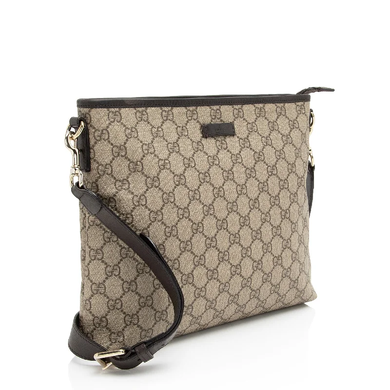 Ladies Gucci Dionysus bags with a detachable shoulder strapGucci GG Supreme Classic Flat Medium Messenger (YZjiF7)