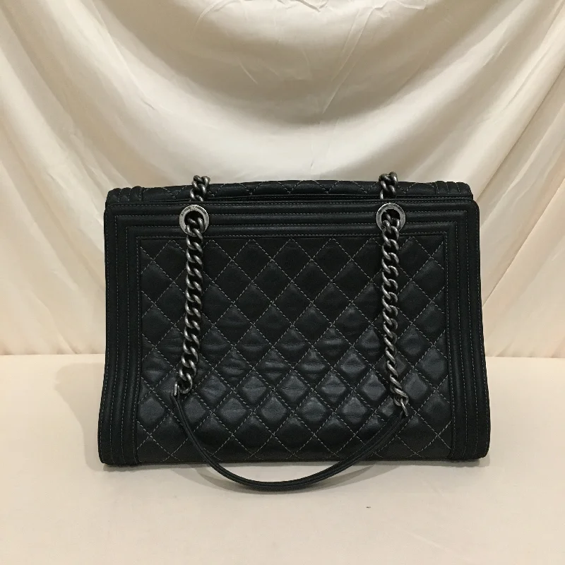 Chanel Colorful Handbag for Spring OutfitsChanel Black Leather Large Boy Shoulder Bag Sku# 76345