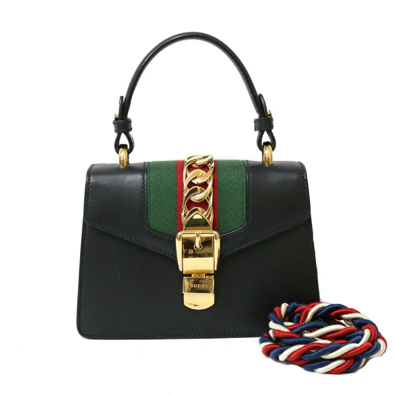 Ladies Gucci handbags with a detachable coin purse insideGucci Sylvie Mini Handbag Shoulder Bag Black Ladies