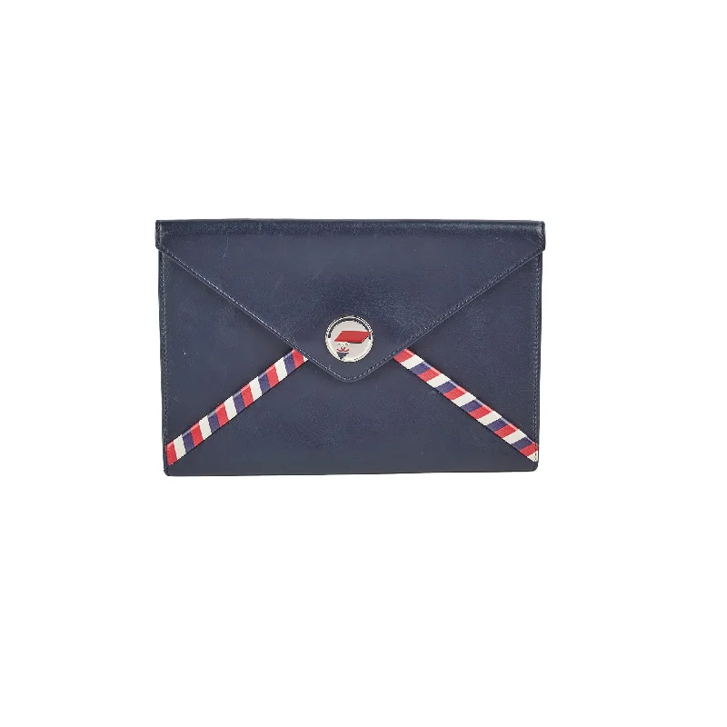 Chanel Vintage Inspired Handbag for Retro LoversChanel Navy Envelope Clutch