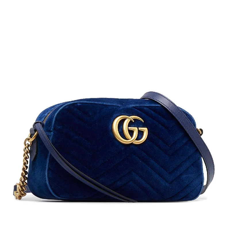 Gucci backpacks for women with a sleek silhouetteGucci GG Marmont Matelasse Crossbody Bag (0RaqU4)