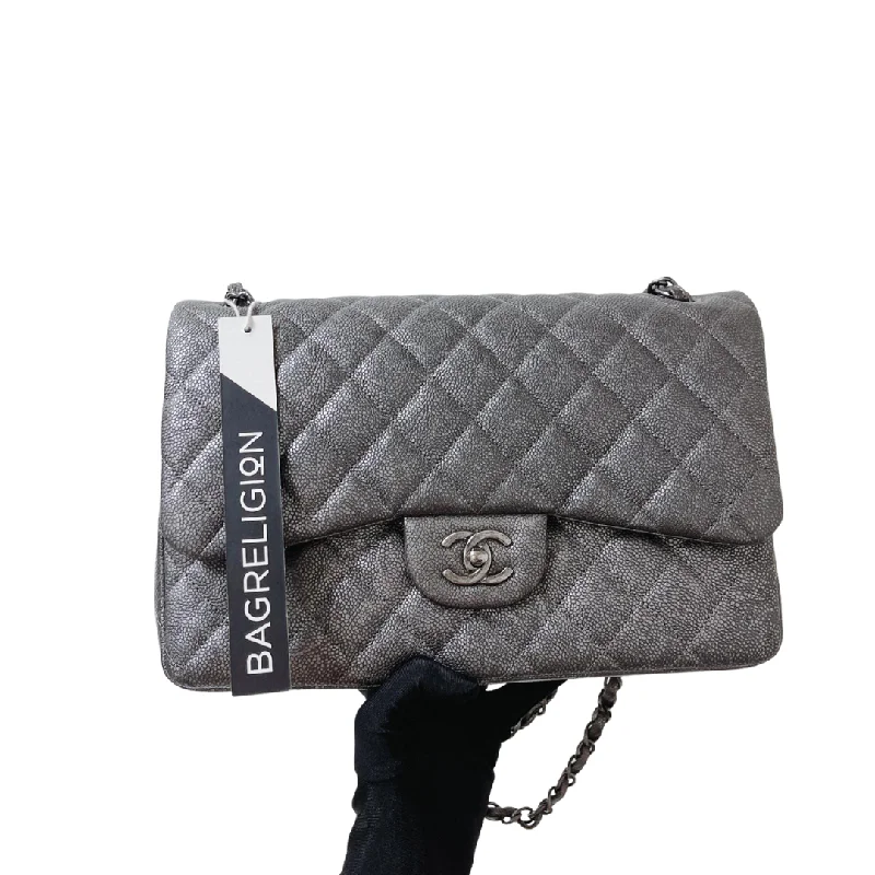 Chanel Quilted Leather Shoulder Bag for FashionistasJumbo Classic Double Flap Caviar Iridescent Dark Grey RHW