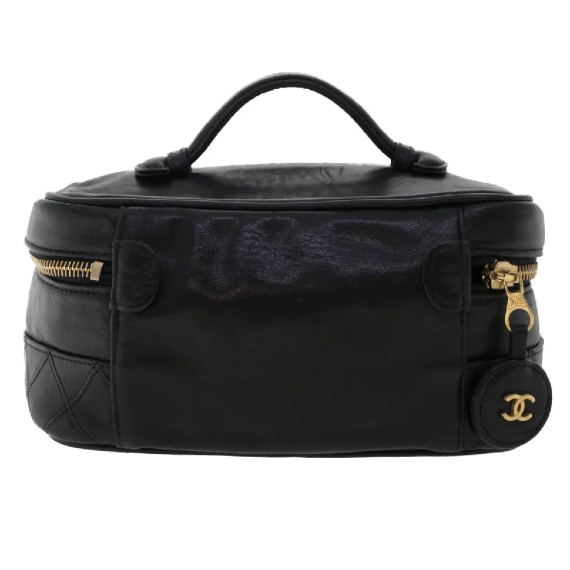 Chanel Classic Flap Bag for Evening PartyCHANEL Bicolole Vanity Cosmetic Pouch Leather Black CC  bs6921