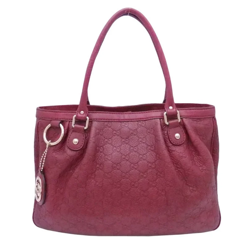 Gucci Marmont bags for women with quilted leather exteriorsGucci shoulder bag sima burgundy leather tote 296835