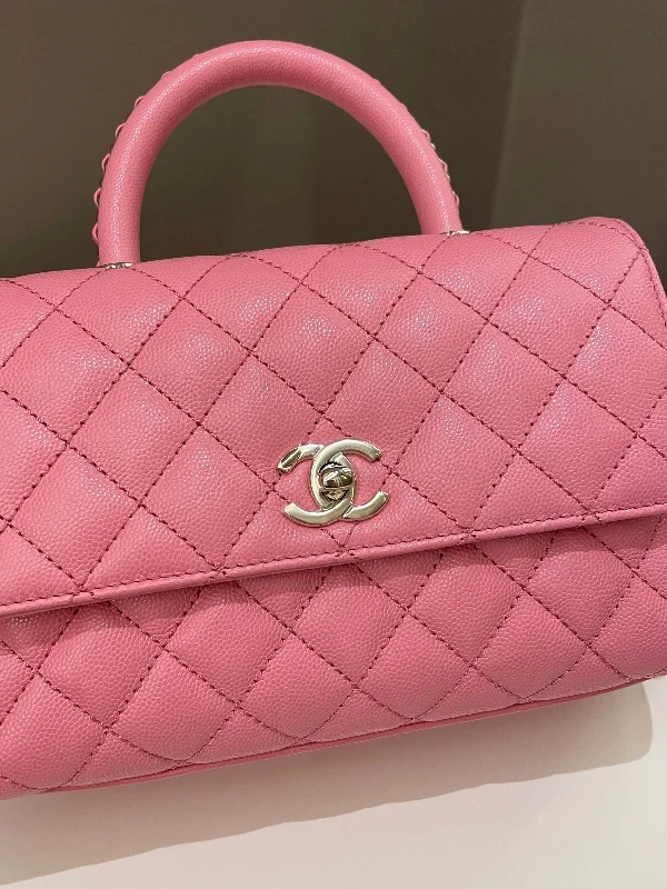 Chanel Lightweight Handbag for Daily ErrandsChanel Quilted Coco Chain Handle Pink Caviar