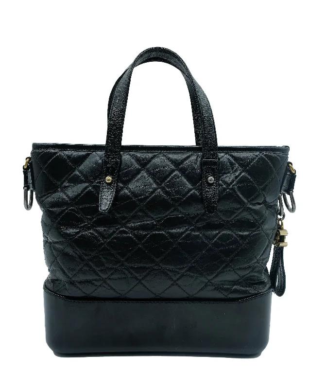 Chanel Quilted Leather Shoulder Bag for FashionistasChanel Gabrielle Tote REL1008