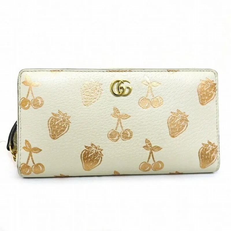 Women Gucci Sylvie bags with a monogram - embossed leatherGucci GG Marmont Berry 456117 Wallet Long Ladies