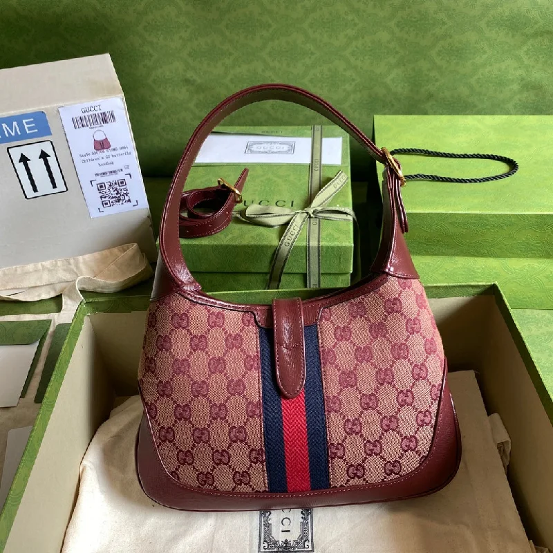 Women Gucci tote bags in GG Supreme canvas for a branded feelGucci Jackie 1961 Small Shoulder Bag