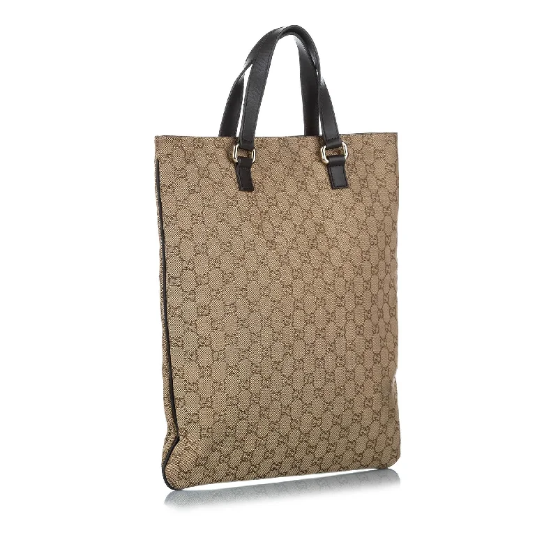 Women Gucci bags with a zip - around closure for securityGucci GG Supreme Canvas Tote Bag (32179)