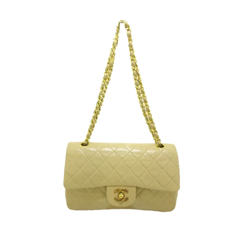 Chanel Quilted Leather Shoulder Bag for FashionistasClassic Flap Small Lambskin Beige GHW