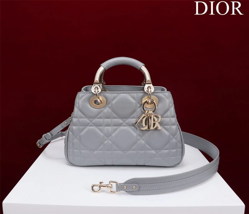 Fashion - forward Christian Dior tote bags for the modern womanDior Bag