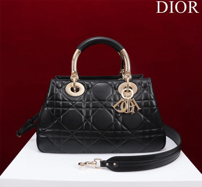 Christian Dior handbags with a removable shoulder strap for versatilityDior Bag