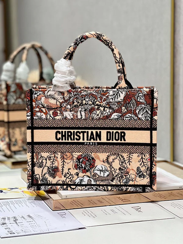 High - fashion Christian Dior bags with a geometric patternDior Bag