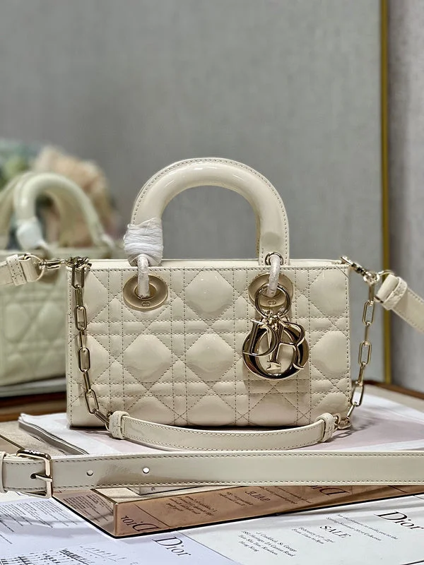 Christian Dior bags with a quilted pattern and gold - toned hardwareDior Bag