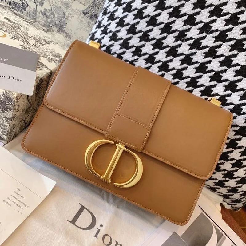 High - fashion Christian Dior bags with a geometric patternChristian Dior 30 Montaigne Bag Amber Box For Women