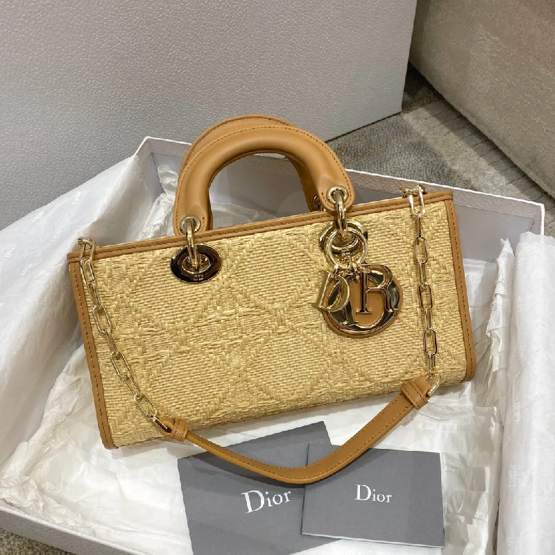 Fashion - forward Christian Dior tote bags for the modern womanChristian Dior Lady D-Joy Bag Natural Cannage Raffia