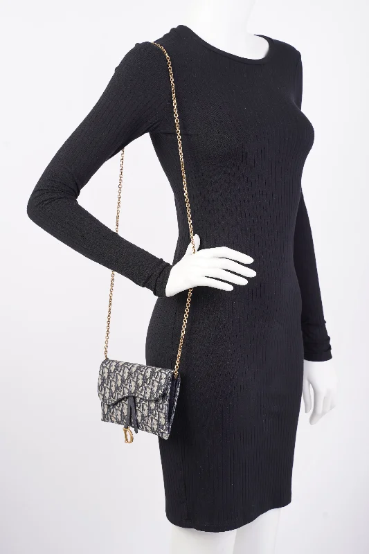 Stylish Christian Dior shoulder bags with a tassel - adorned zipperChristian Dior Saddle Wallet On Chain Oblique Canvas