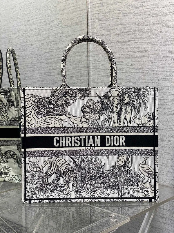 Stylish Christian Dior shoulder bags with a tassel - adorned zippermakbags - Dior Bags - 413