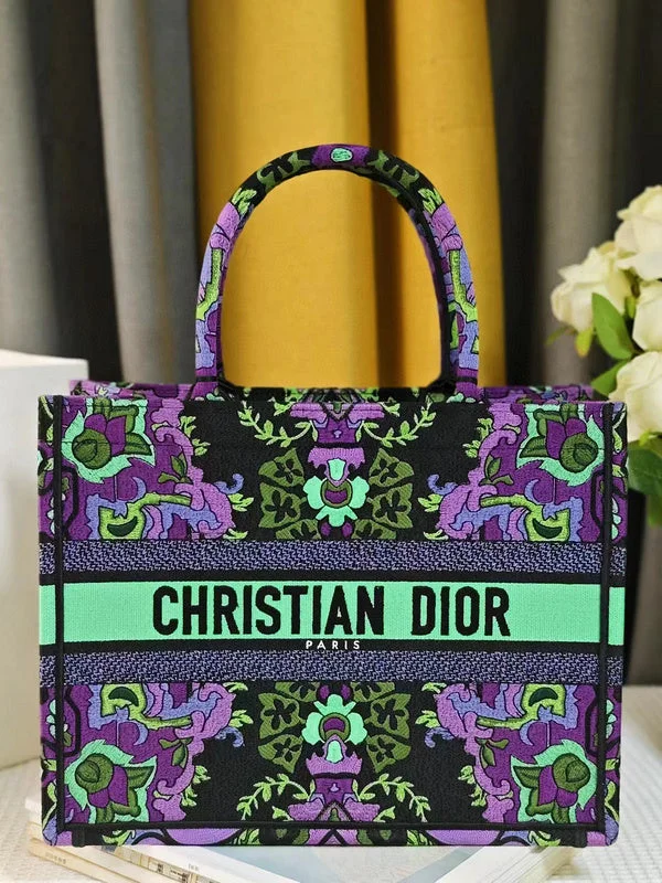 Christian Dior Saddle bags with a distressed leather finishmakbags - Dior Bags - 633