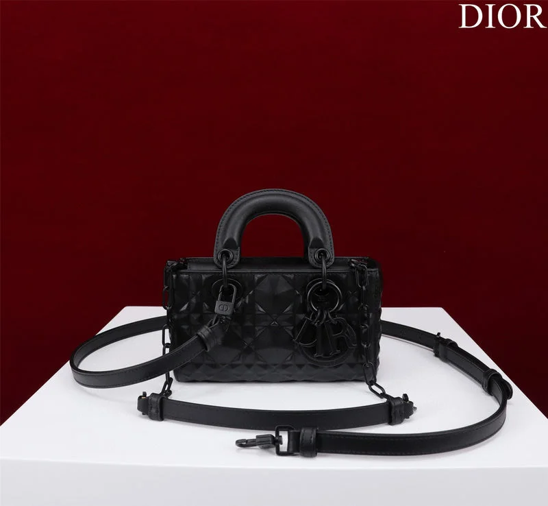 Contemporary Christian Dior handbags with a unique shapemakbags - Dior Bags - 648