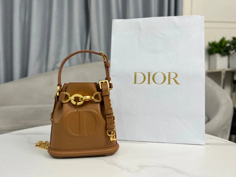 Christian Dior tote bags with a printed Dior logo on the frontmakbags - Dior Bags - 756