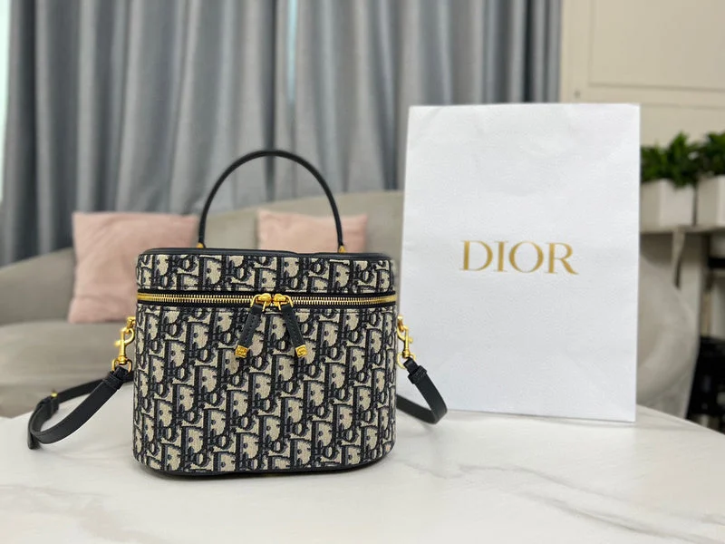 Christian Dior crossbody bags with a front - flap pocket for easy accessmakbags - Dior Bags - 771