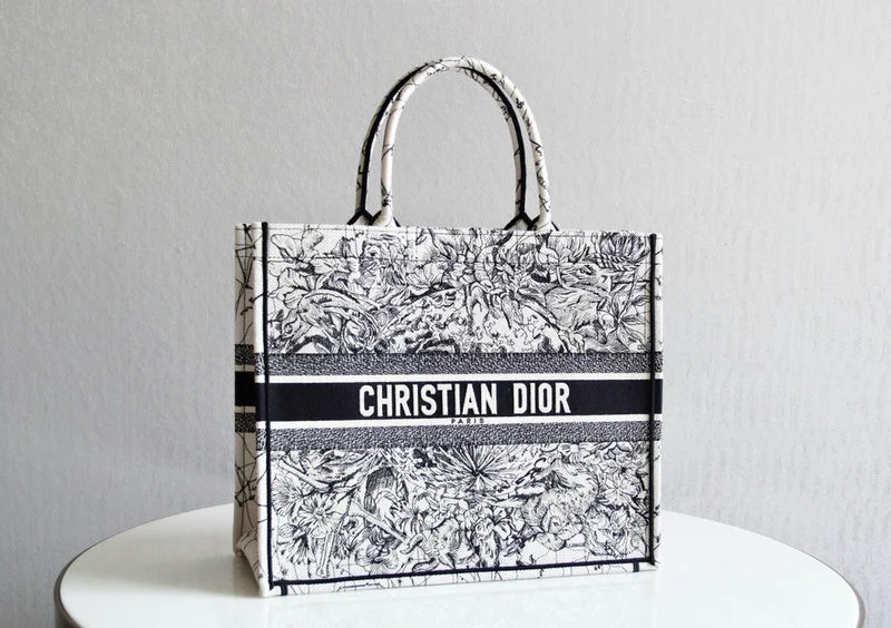 Christian Dior tote bags with a printed Dior logo on the frontmakbags - Dior Bags - 790