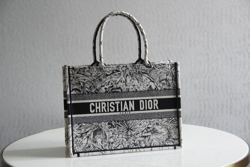 Christian Dior handbags with a removable shoulder strap for versatilitymakbags - Dior Bags - 792