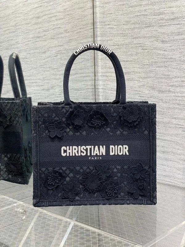 Christian Dior Saddle bags with a studded trim for a bold lookmakbags - Dior Bags - 975